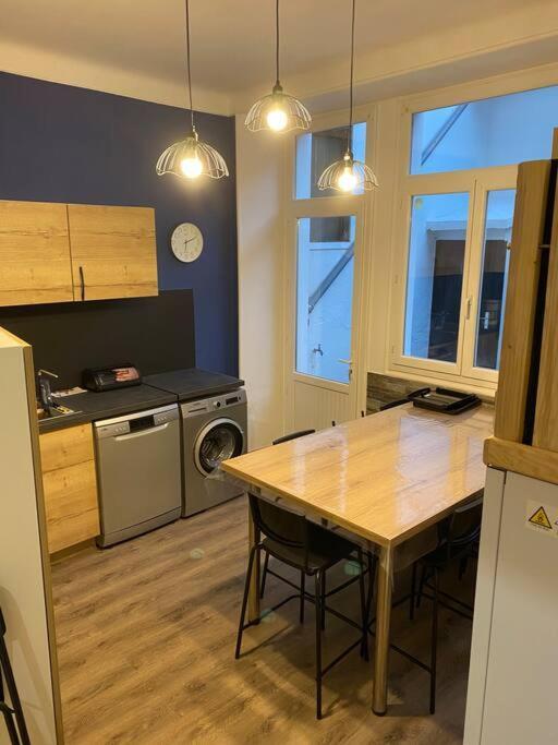 Gite De Tom Et Mag Classe 3 * Clevacances Villa Pontgibaud Eksteriør billede