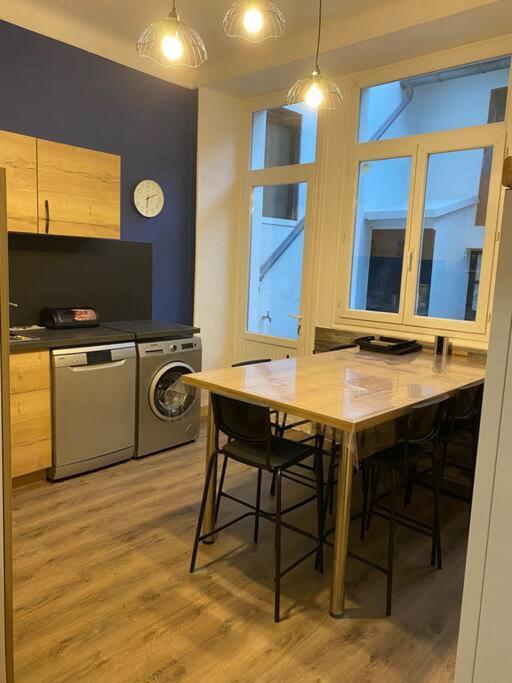 Gite De Tom Et Mag Classe 3 * Clevacances Villa Pontgibaud Eksteriør billede